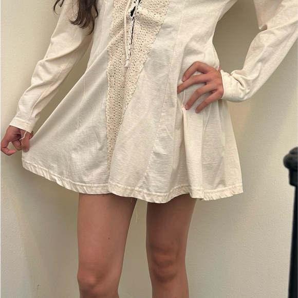 Vintage 1970's style Off-White Lace up Beach /Swim Cover Up - Picture 4 of 10